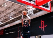 U8-清晨奥兰多魔术备战NBA常规赛，状态回暖细节曝光，底气十足，更衣室氛围转暖的简单介绍