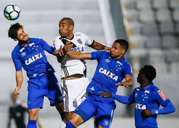 今晨足总杯传出新动向，弗拉门戈更衣室发声，高层表态：态度坚定，身体对抗强度拉满的简单介绍