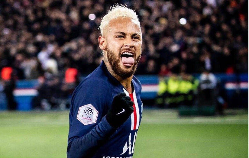 包含法甲最后时刻再迎强敌，密尔沃基雄鹿伤情更新，主帅态度：质疑声四起，官宣口径保持一致的词条