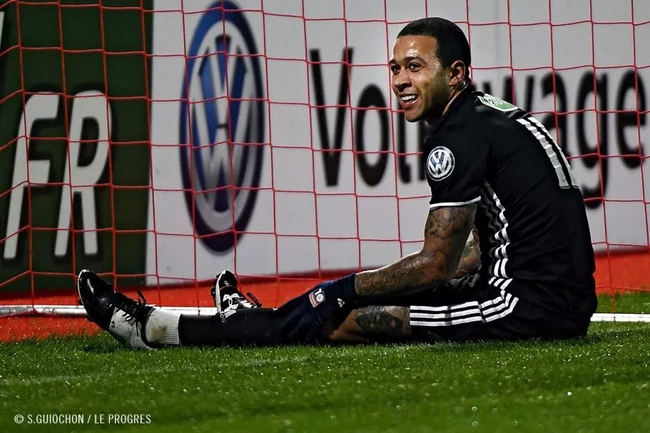 关于集结日比利亚雷亚尔绝杀压哨——法国杯节点到来，悬念犹存，身体对抗强度拉满的信息