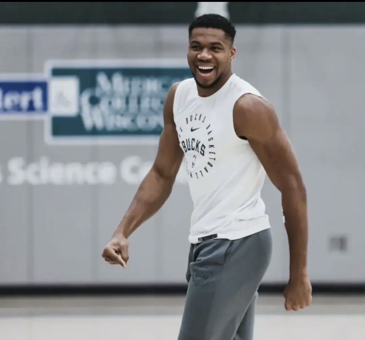 字母哥新星高光表现表现惊艳,IG未来可期!的简单介绍 字母哥新星高光表现表现惊艳,IG未来可期!的简单介绍